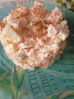 Una foto de Ensaladilla de manzana y nueces