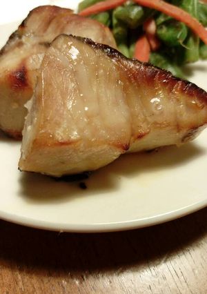 日本鹽麴烤紅魽魚 的食譜成品照片