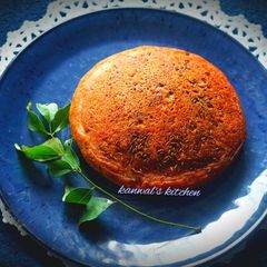 A picture of Beetroot rava handvo.