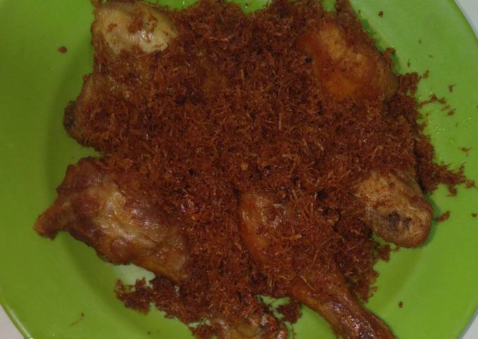 Ayam Goreng Serundeng