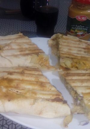 صورة لوصفة طوكاس بي شورما بزاف بنينة