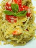 Spaghetti con Cherry, Albahaca y Ricotta
