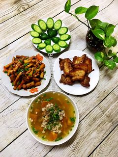 Hình của món Bữa Cơm Gia Đình 104.