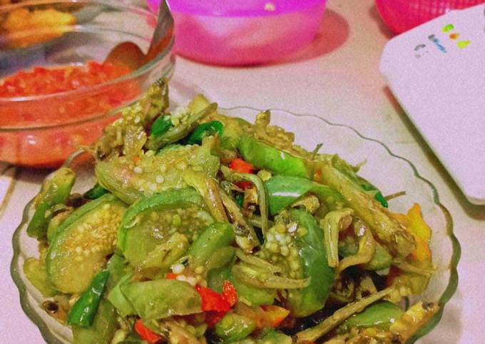 Resep Tumis Terong ijo topping Teri Resep Tumis Terong ijo topping Teri