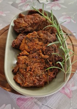Omlós, sült, rozmaringos sertéstarja 🐖🐖🐖 recept fotója