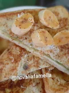 Foto resep French toast ala Novalia Famella