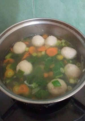 Foto resep Sop daging sapi bakso