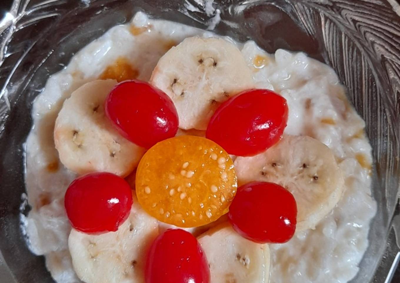 Dahi chura with fruits