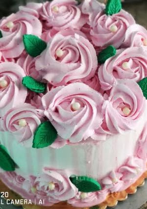 Una foto de Torta de cumpleaños con chantilly