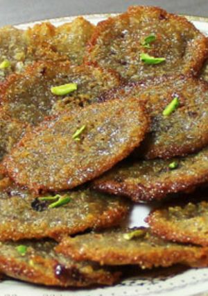 A picture of Falahari mawa malpua.