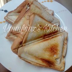 A picture of Toasted bread.