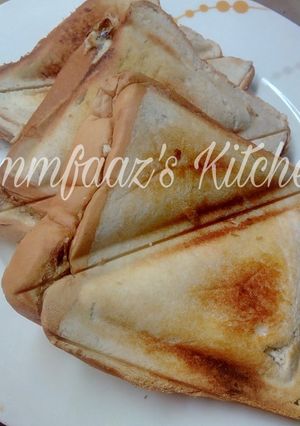 A picture of Toasted bread.