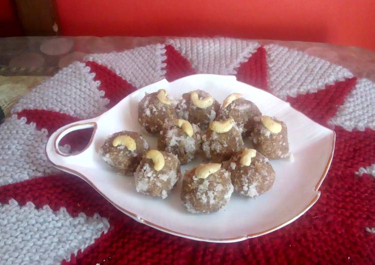 Chocolate coconut ladoo