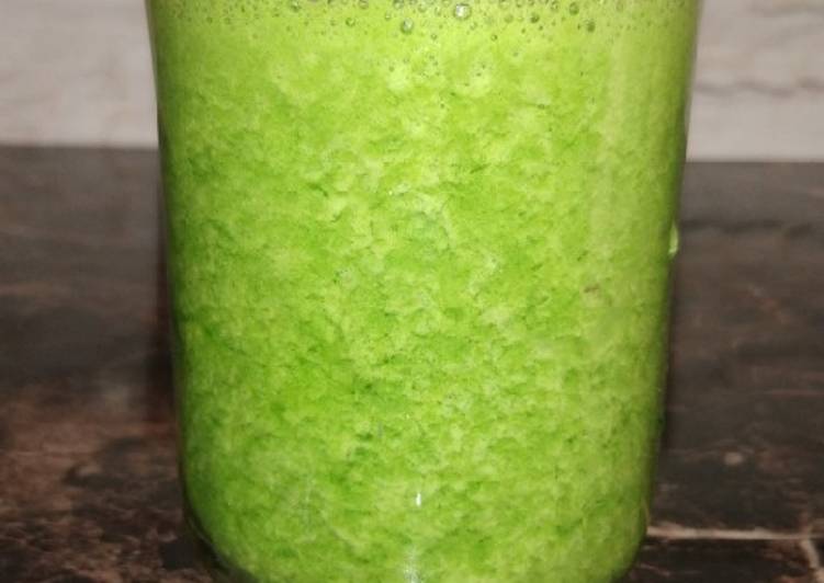 Recipe of Homemade Palak (Spinach) Fresh juice