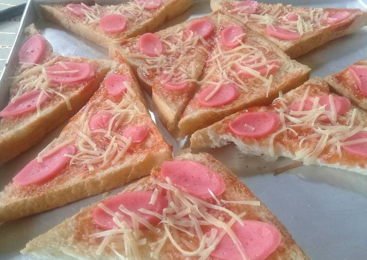 Resep Pitza sosis roti tawar yang Enak