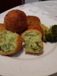 Una foto de Croquetas de brócoli. (Riquísimas)