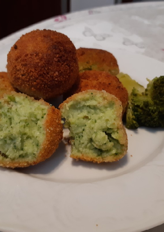 Una foto de Croquetas de brócoli. (Riquísimas)