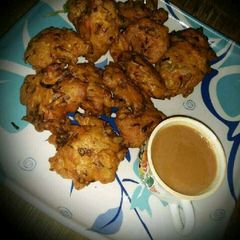 A picture of Onion Pakoda.