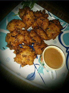 A picture of Onion Pakoda.