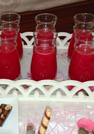 Une photo de Jus de fraises, carottes et betterave
