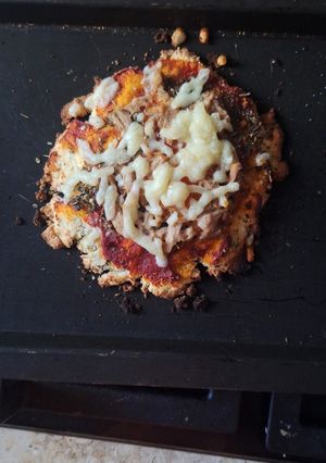 A picture of Keto Pizza.