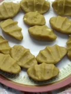 பிடி கொழுக்கட்டை(pidi kolukattai recipe in tamil) செய்முறை முக்கிய புகைப்படம்
