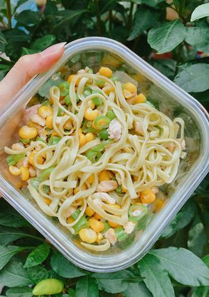 Hình của món Mỳ Spinach xào rau củ.