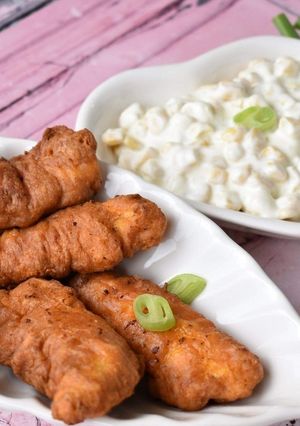 Csípős csirkemellcsíkok burgonyás panírban recept fotója