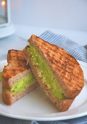 Une photo de Toast avocat