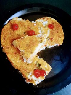 रवा केक (Rava Cake Recipe In Marathi) रेसिपी चे मुख्य फोटो