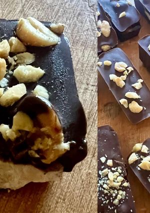 Une photo de Gourmandises glacées comme un snikers mais light