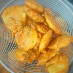 A picture of Potato bhajia.