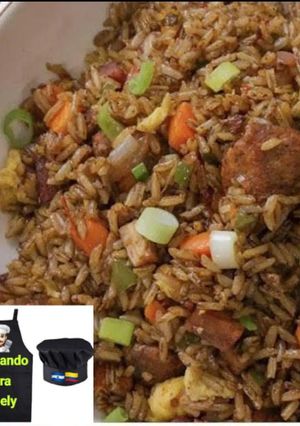 Una foto de Arroz Chino a la Venezolana 🇻🇪
