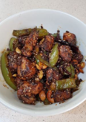 A picture of Dragon chicken.