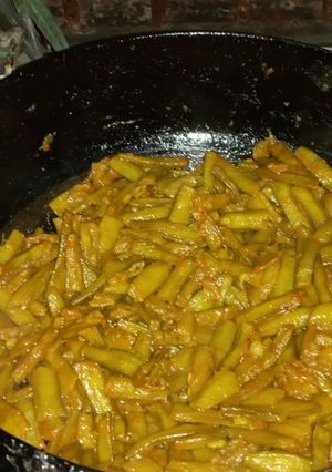 A picture of Castor beans.