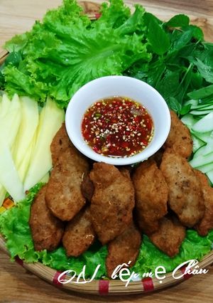 Hình của món Cuốn chả cá.