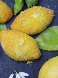 Una foto de Dulces limoncitos