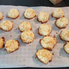 A picture of Macaroons .