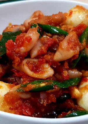 Foto resep Balado Cumi Asin Campur Telur Puyuh