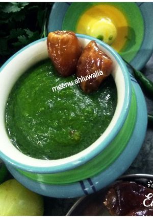 खजूर आंवला की खट्टी मीठी चटनी (Khajur amla ki khatti meethi chutney recipe in hindi) रेसिपी मुख्य फोटो