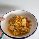 Tofu estilo cajún con cereales