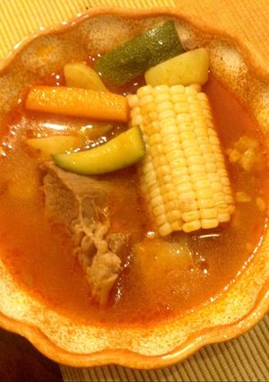 A picture of Mole de Olla.