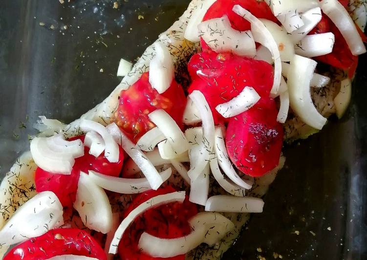 Comment Cuisiner Filets de poisson au four, tomates et oignon