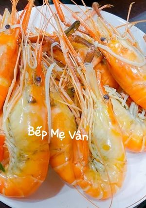 Hình của món Tôm Càng Xanh Luộc Nước Dừa Tươi.