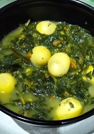 Foto resep Gulai daun singkong, kacang hijau dan telur puyuh