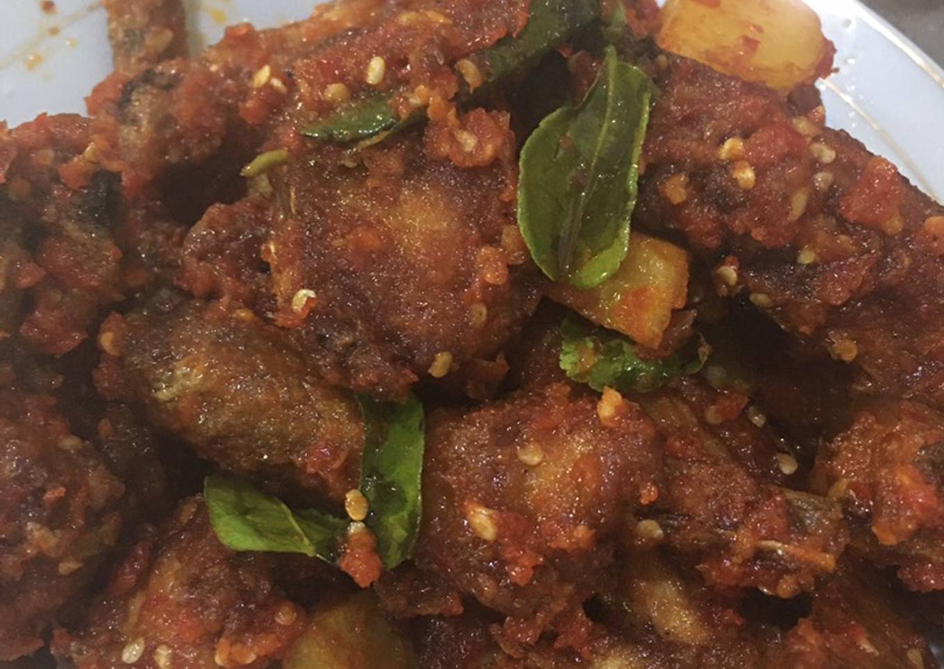 Bagaimana Membuat Ayam goreng sambal balado, Enak Banget