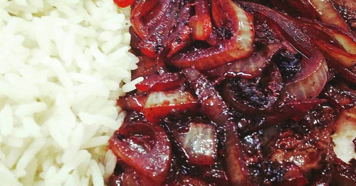 Bife de Fígado com cebolas Caramelizadas Receita por Marco Demiquel -  Cookpad