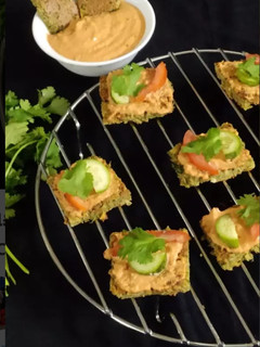 Falafel squares with Muhammara dip રેસીપી મુખ્ય ફોટો