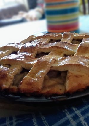 Una foto de Kuchen de Manzanas, Miel y Canela🍏🍯