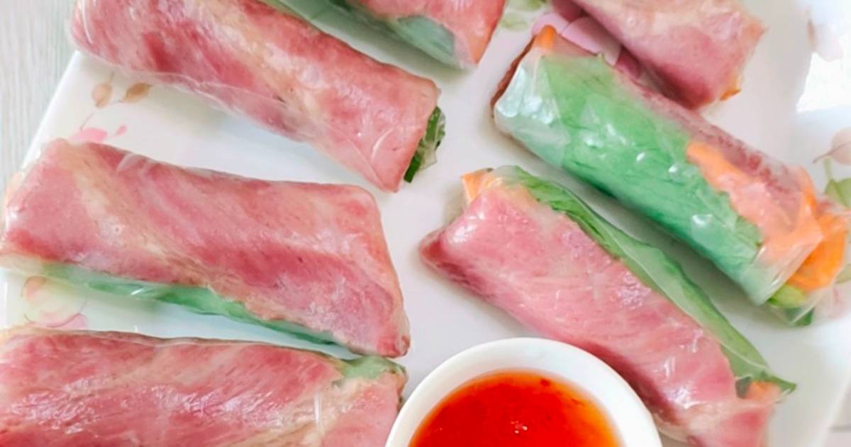 Resipi Vietnamese Spring Rolls with Streaky Beef and Iceberg Lettuce